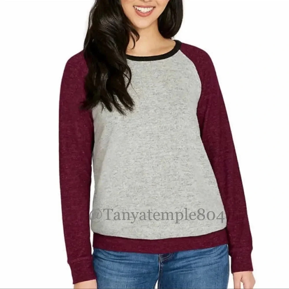 Buffalo Ladies' Cozy Crewneck top Medium Burgundy Grey Blue